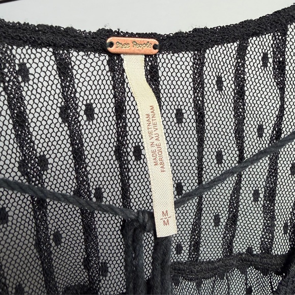Free People Far Away Too Sz M Lace V Neck Black Boho Hippie Witchy Whimsigoth - Picture 11 of 15
